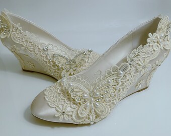 Champagne Wedding Shoes for Bride, Bridal Light Gold Wedge, Butterfly Pearl Embellished Satin Closed Toe Pump Lace Rhinestone Handmade Heels