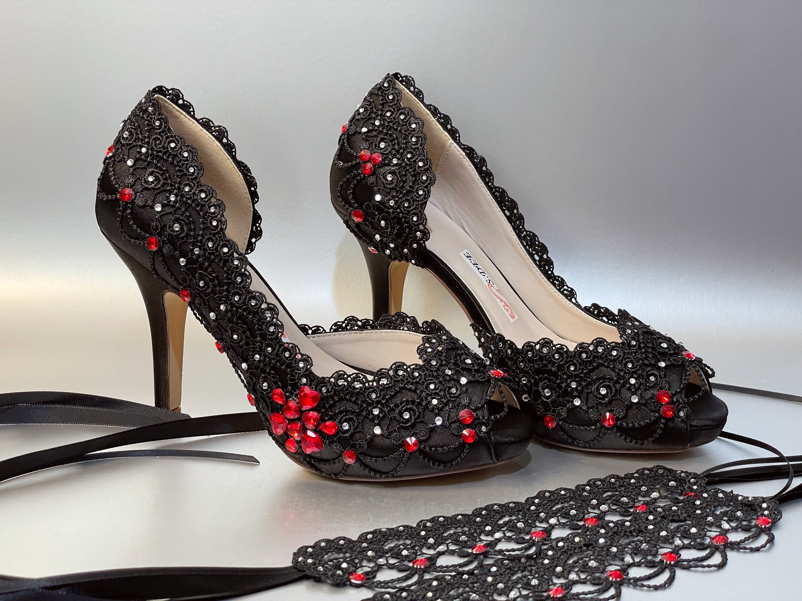 Gothic Wedding Shoes for Bride, Bridal Heel,black Red Pattern Unique Gothic Wedding Shoes for Bride, Bridal Heel,black Red Pattern Unique