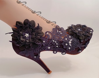 Black Gothic Wedding Shoe for Bride, Black Satin Floral Peep Toe Open Toe Heel Wedges Platform Bridal Lace Pearls Rhinestones Handmade Shoes