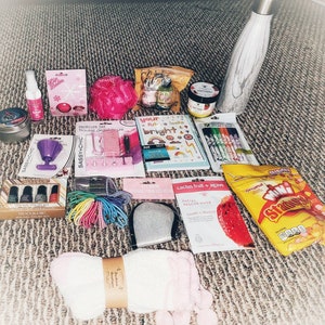 Tween Girls Pamper Kit/ Teen Girl Pamper Box/Beauty box/ Pamper Box/ Teen Girl Care Package