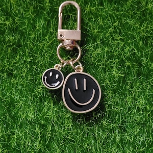 Smiley Face Keychain/ Happy Face Keychain/Smiley Face
