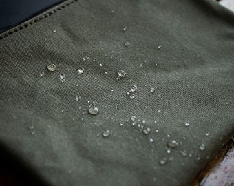 Robustes Allzwecktäschchen aus gewachstem Canvas