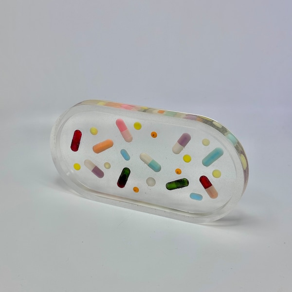 pill tray, chill pill tray, happy pills, resin pill trays, meds tray