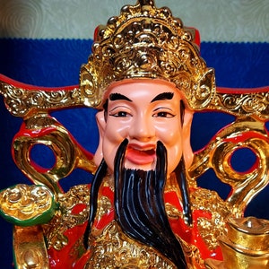 Caishen God of Wealth Statue Good luck Fortune Prosperity Chinese Buddha Kuan gong guan yin i ching Caishen Cai Shen Feng Shui Golden dragon