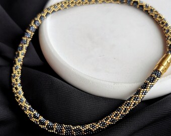 Shadow Python Choker - Perlen Choker - Perlen am Schlangen Seil