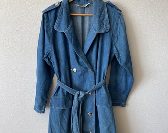 Vintage denim trench coat// blue// size: M