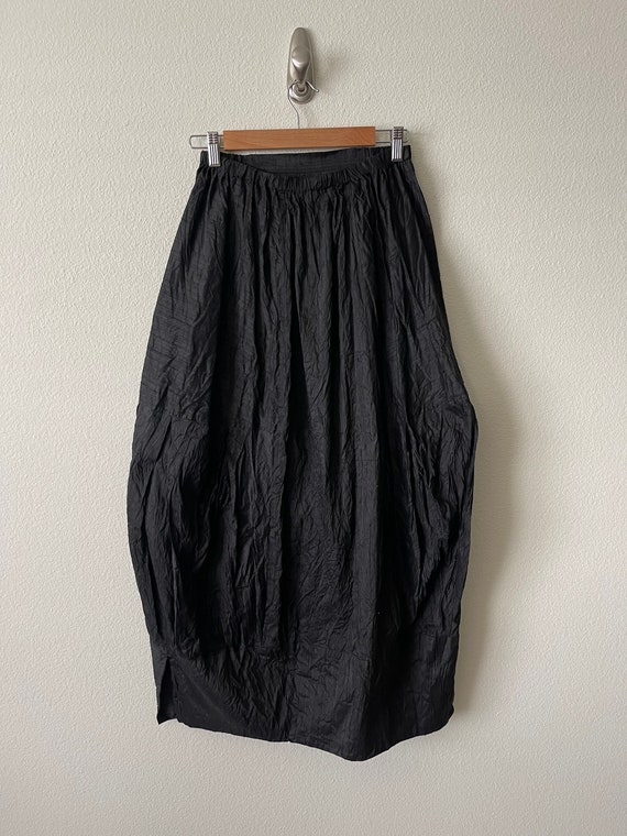 Vintage crinkly silk maxi skirt// black// size: s… - image 2