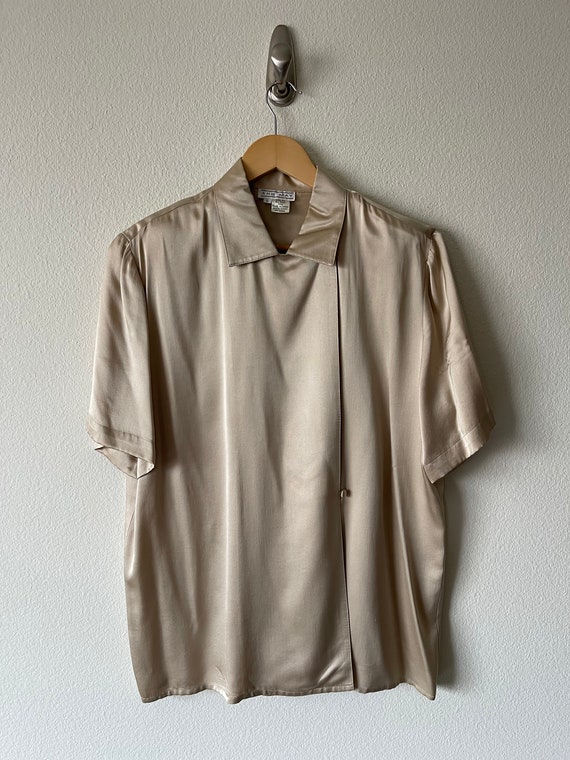 Vintage beige silk blouse// Size: Large