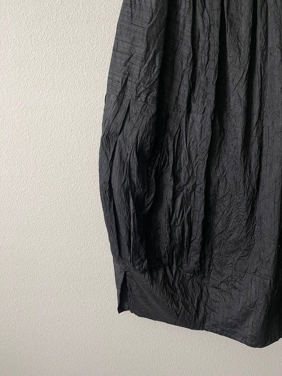 Vintage crinkly silk maxi skirt// black// size: s… - image 6