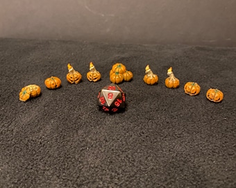 Pumpkin jack-o-lantern accessories / Painted 28mm miniature scatter terrain for Dungeons and Dragons DnD / Halloween Witch Spooky