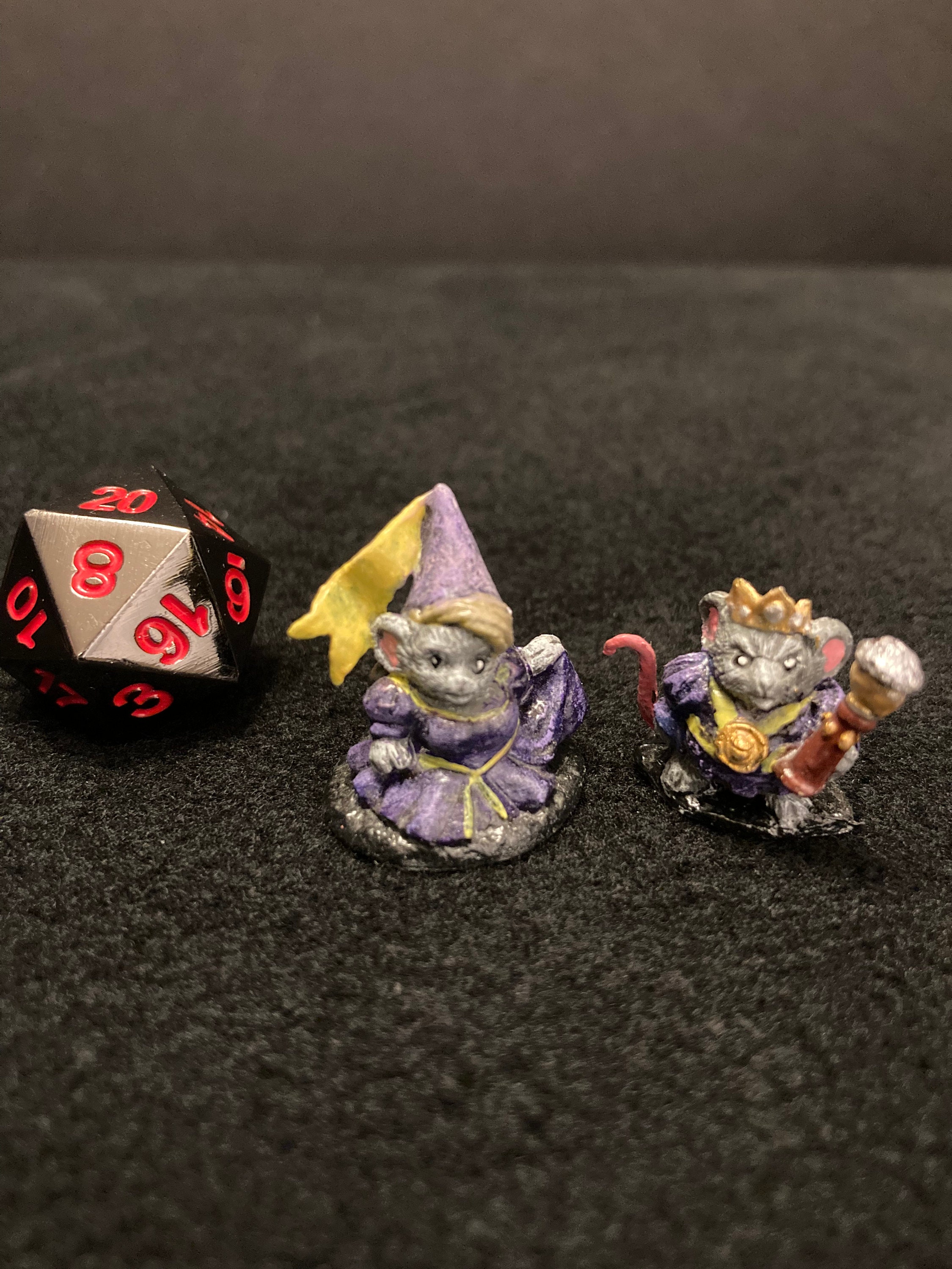 Redwall Miniature - Etsy Sweden