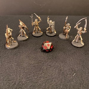Custom Kitbashed Skeletons from Games Workshop / Painted 28mm miniature for Dungeons and Dragons DnD / Tomb Guardians Undead Fighter Warrior