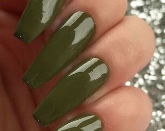 Khaki Grüner Nagellack Olive Nagellack 5ml und 10ml Flaschen UK Indie Nail Brand Vegan Geschenkideen Herbst Nail Art Halloween 2025 Schönheit