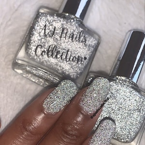 Esmalte de uñas plateado reflectante con purpurina, frascos de 5 ml y 10 ml, marca de uñas vegana independiente del Reino Unido, colores de uñas brillantes para el verano 2026 Glam