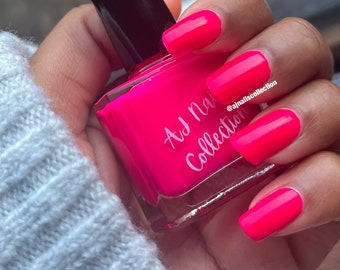Neon Pink Nagellack Lack 5ml und 10ml Flaschen Valentinstag Ideen Bright Nails Maniküre Nail Art UK Indie Nail Brand Stamping Vegan