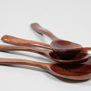 4 elegant wooden spoons made of bamboo image 5