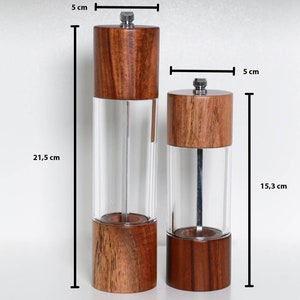 Set of 2 salt and pepper mills made of acacia wood image 2