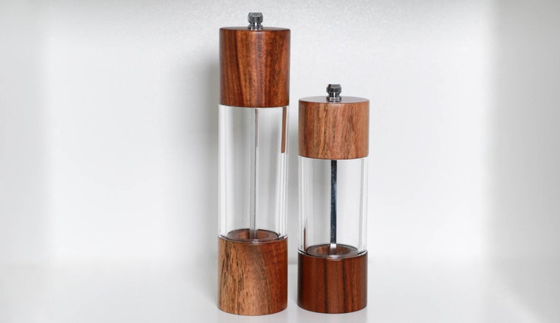 Set of 2 salt and pepper mills made of acacia wood klein + groß