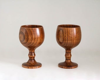 Set of 2 wooden goblets made of jujube