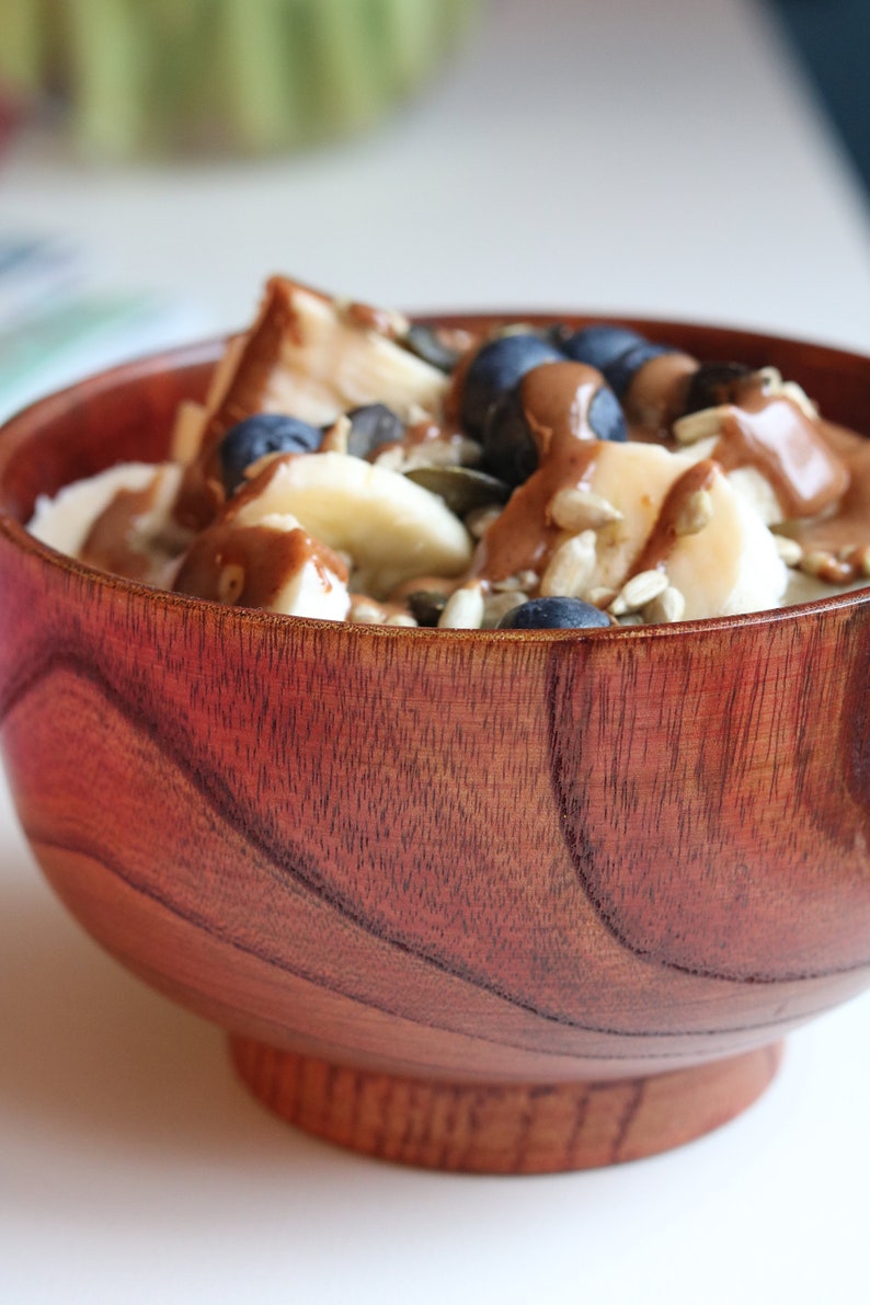 Set of 2 handmade wooden bowls made from jujube image 8