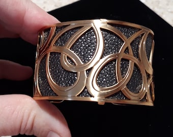 Brighton Christo Vienna Wide Cuff Bracelet - Gold tone with Red / Grey Leather insert  NEW with tags        item A001