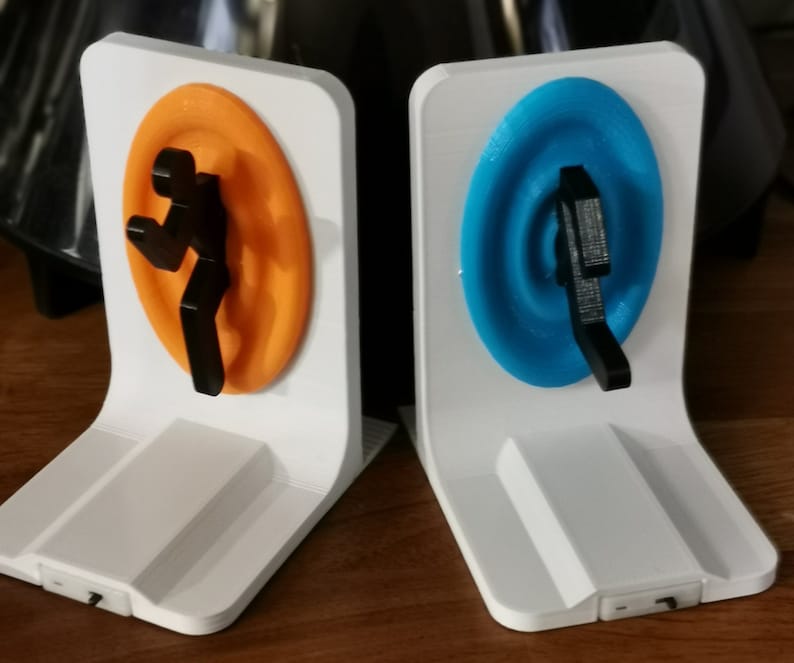 Pair of LED Light Up Portal Bookends Portal 2 Aesthetic and Stylish PC, Xbox, PS4, PS5 Gaming Home Decor image 3