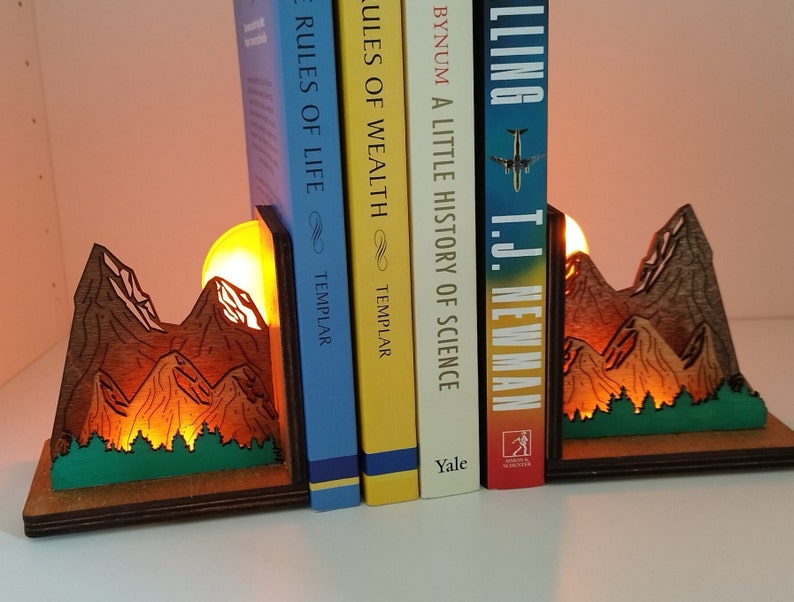 Pair of LED Mountain Forest Wooden Bookends - Nightlight - Bookshelf ...