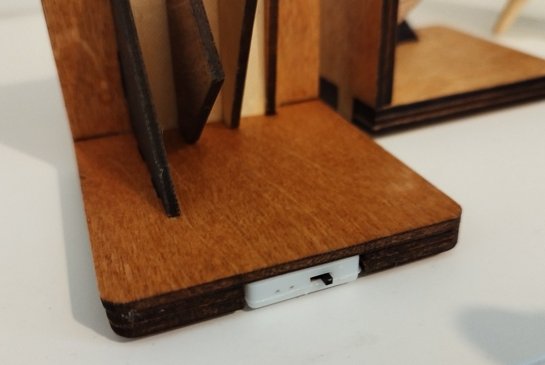 LED Art Deco Bookends - Style 2 - Wooden Contemporary, Aesthetic and ...
