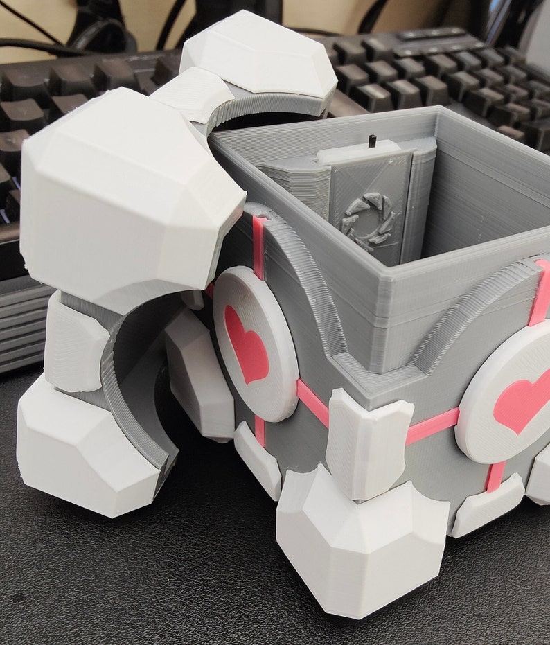 Portal Companion Cube LED light-up Gift Box, Decor, Gaming Prop, Cosplay 9.5 cm 3.74 inch image 4