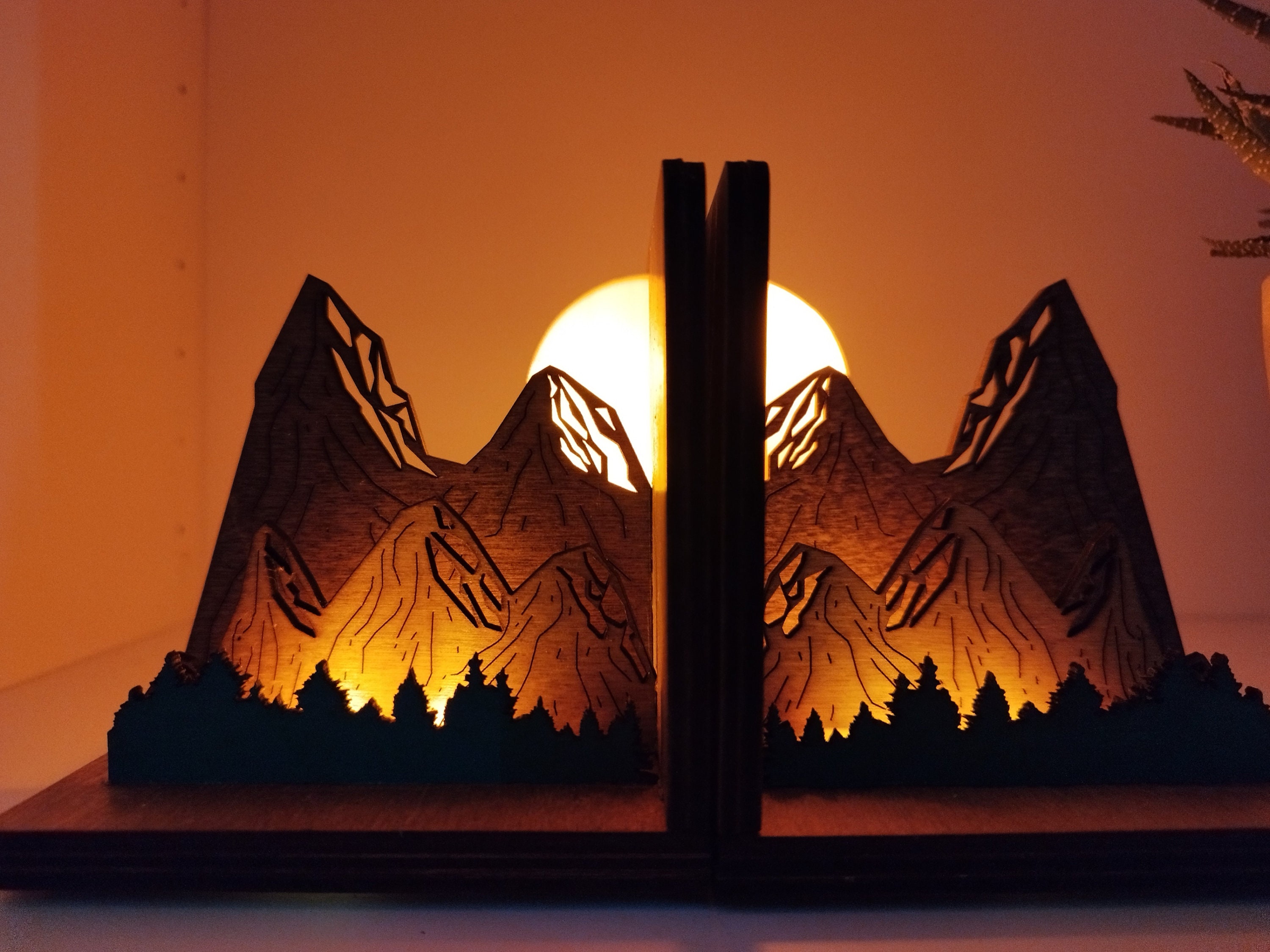Pair of LED Mountain Forest Wooden Bookends - Nightlight - Bookshelf ...