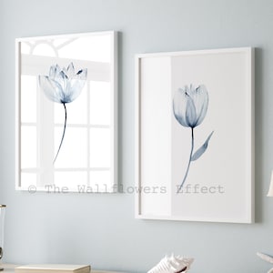 Stampe da parete con tulipani blu, set di 2 stampe da parete blu navy, decorazioni da parete minimaliste blu, stampe da parete minimaliste scandinave, decorazioni artistiche con tulipani