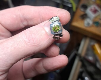 Bespoke peridot silver ring, size 6.5