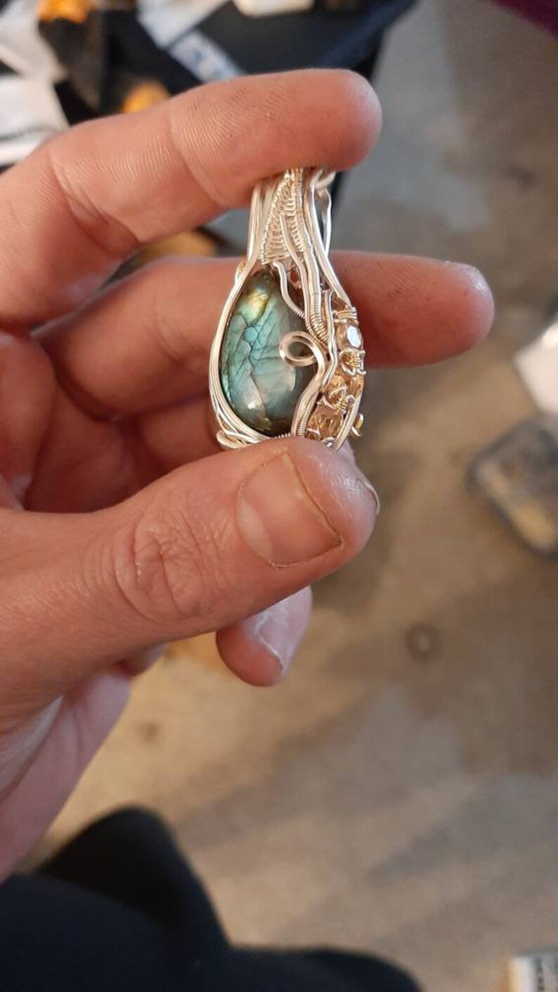 Silverplated labradorite pendant