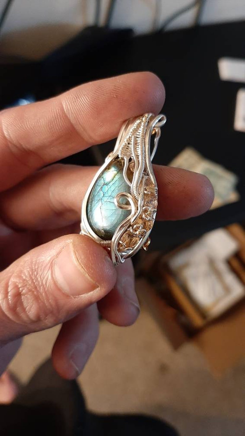 Silverplated labradorite pendant