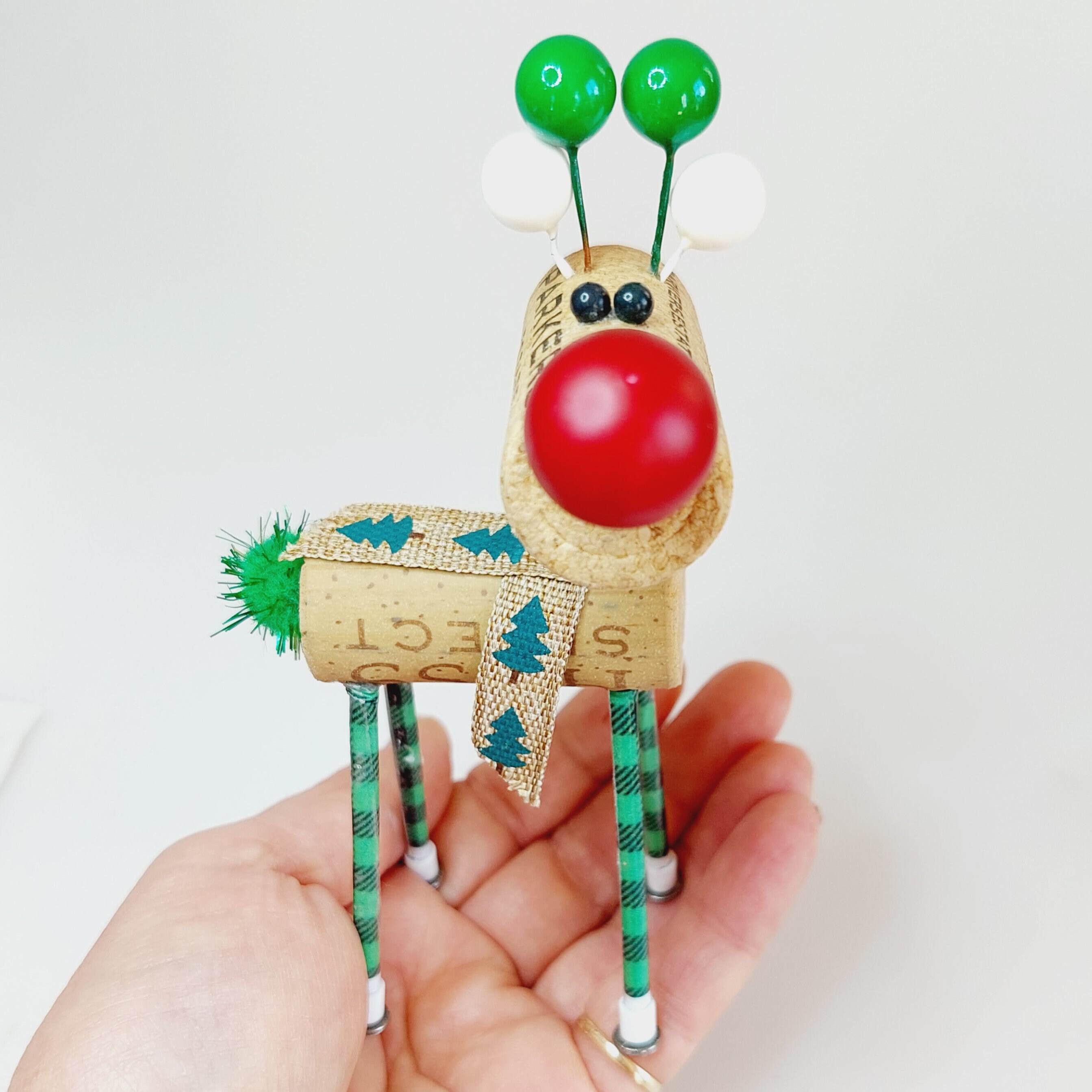 Reindeer Wine Cork Ornament, Reindeer Decor Decor, Holiday Table Marker