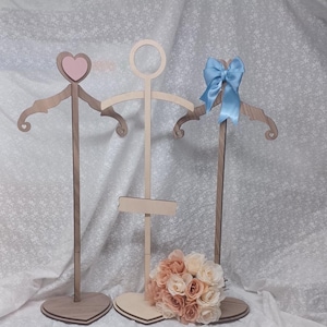 Centrotavola appendiabiti per neonati/Espositore per vestiti per bambini, centrotavola per baby shower. Supporto per vestiti, supporto per vestiti per bambole.