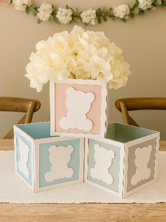 アンティーク雑貨 Baby Block Kind Bear Vase Teddy Bear Baby Block Centerpiece, We Can Bearly Wait Shower Decor