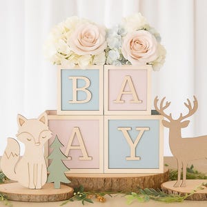 Centro de mesa con bloques de madera natural para bebé, decoración para baby shower, revelación de género y fiestas de cumpleaños.