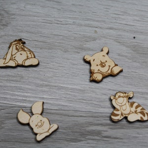 100 cabezas de Winnie the Pooh y sus amigos para decorar la mesa con confeti o para esparcir en fiestas de primer cumpleaños, baby shower y revelación de género.