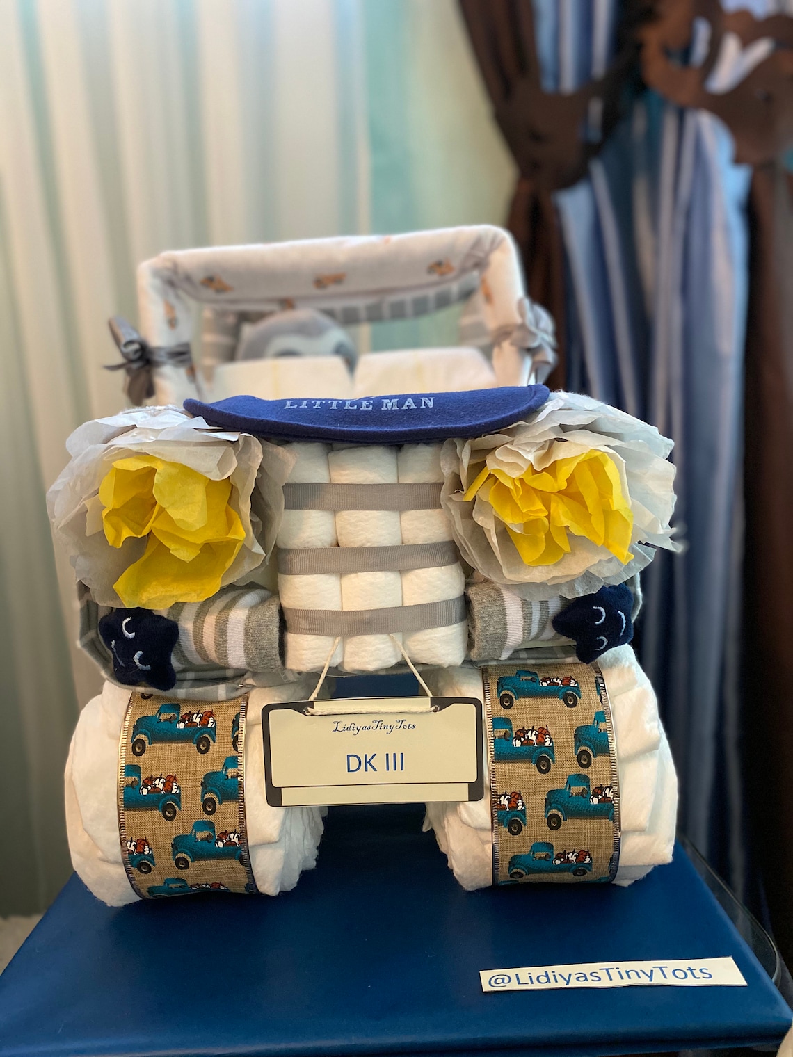 Baby boy diaper Jeep diaper cake baby shower diaper car