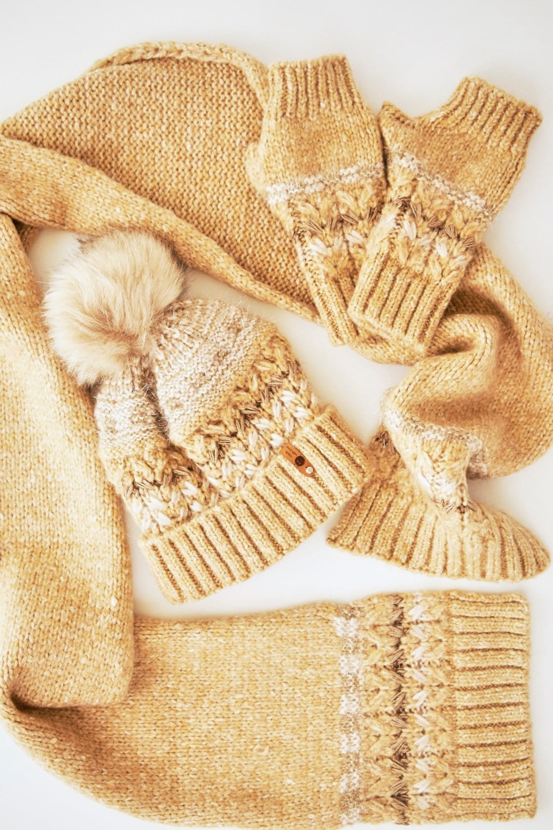 Beige Set, Fleece Detail Set | Hat Scarf Gloves Set - Etsy display picture 3