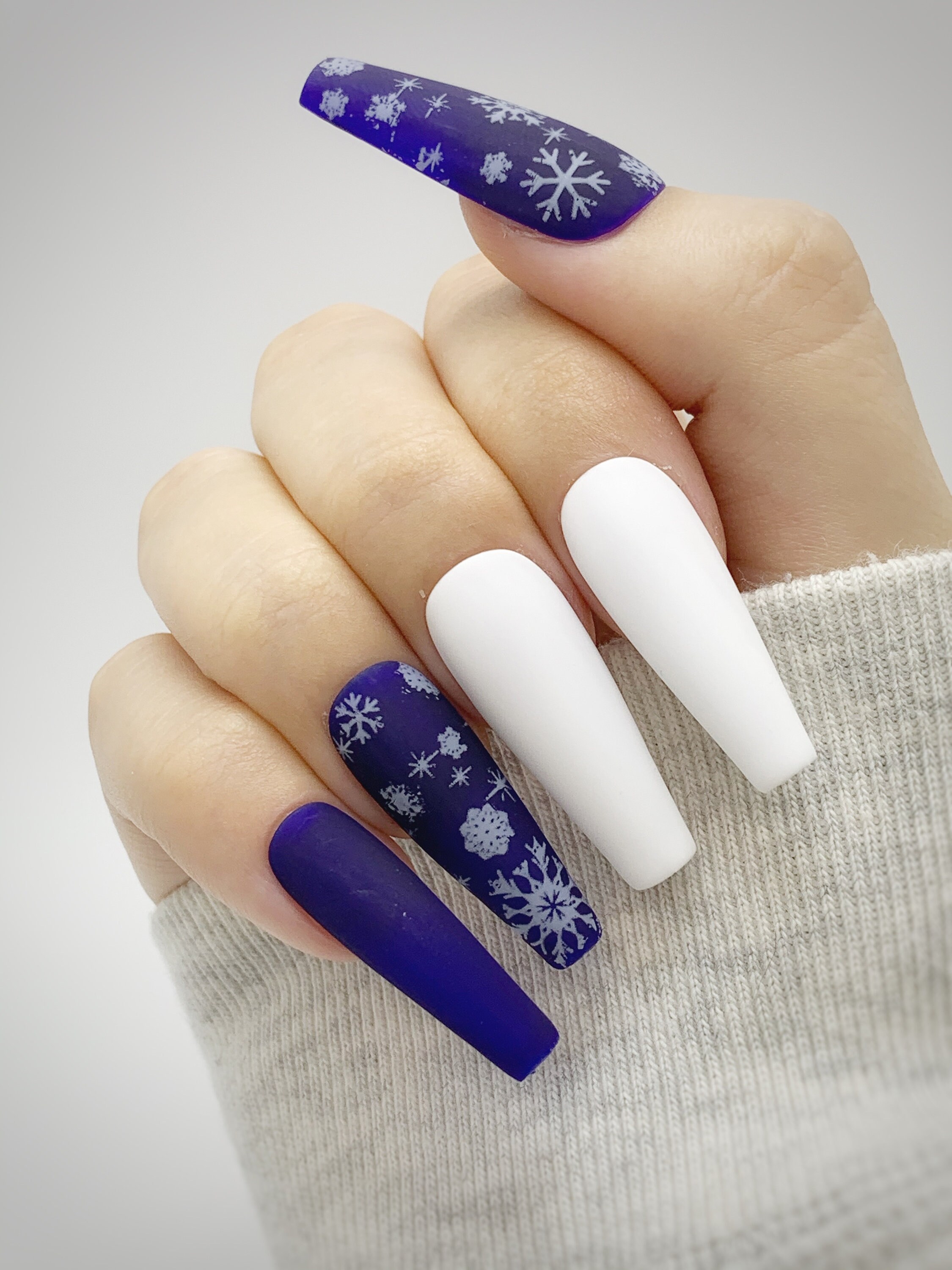 Snowflake Press on Nails Winter Nail Art Blue Nails Snow - Etsy Singapore