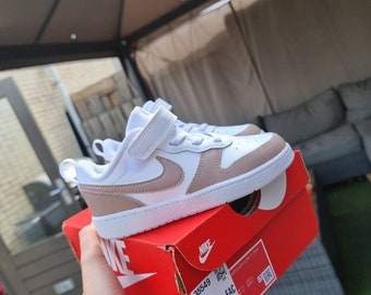 Neon nikes | Etsy Nederland