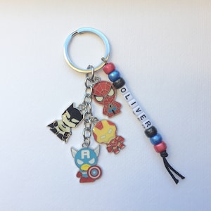 Nom personnalisé 4 porte-clés super-héros porte-clés perles de poney