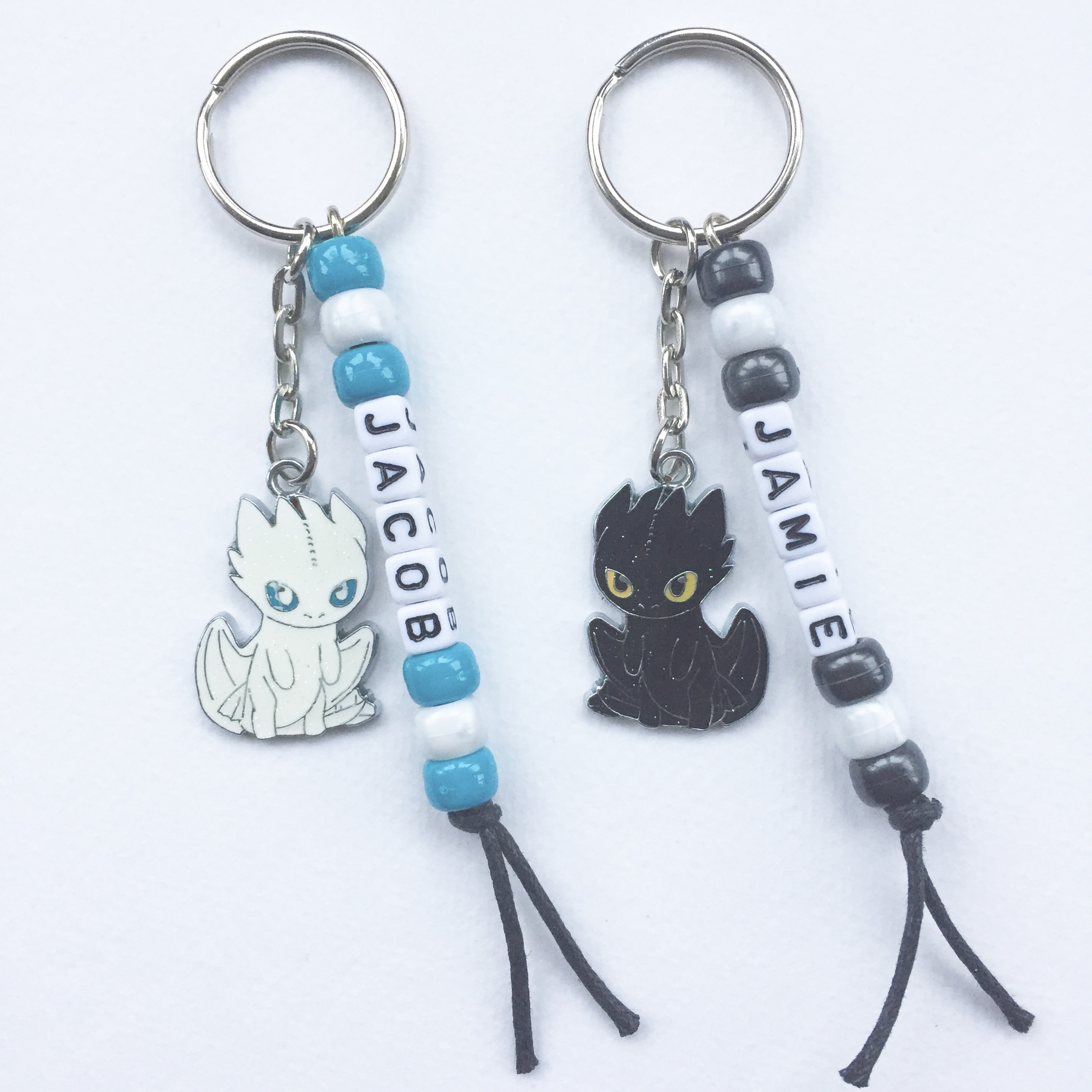 Comment dresser votre Dragon 3 édenté Night Fury Animal porte-clés collier  pour clés sac de voiture porte-clés sac à main porte-clés enfants jouets