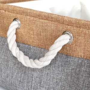 High-quality pet storage basket with a flexible, foldable design. Made from polyester and cotton, this personalized organizer is ideal for keeping pet and kids' items tidy