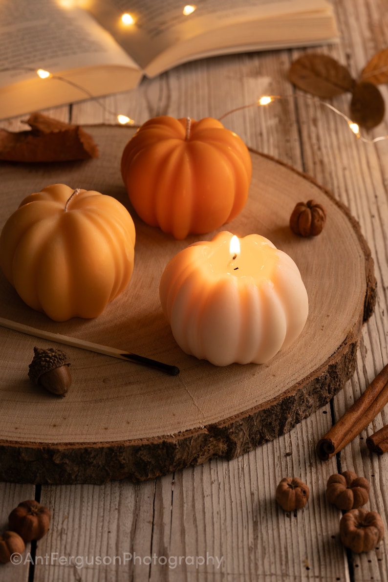 Pumpkin Soy Wax Candles / Autumn Home Decor / Halloween Decor / Pumpkin Spice Candle / Autum Decorations / Thanksgiving Decor / Fall Decor image 2