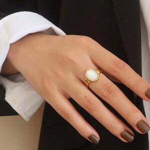 18K Gold Filled Mother of Pearl Ring | Birthday Gift | Gift for her | Minimalist Band Ring | Signet Ring | Bridesmaid gifts