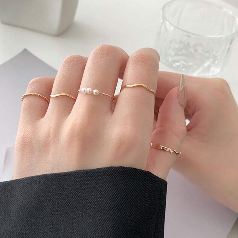 minimalist gold ring set