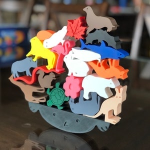 Wildlife Wobble Balancing Game Family Games image 1